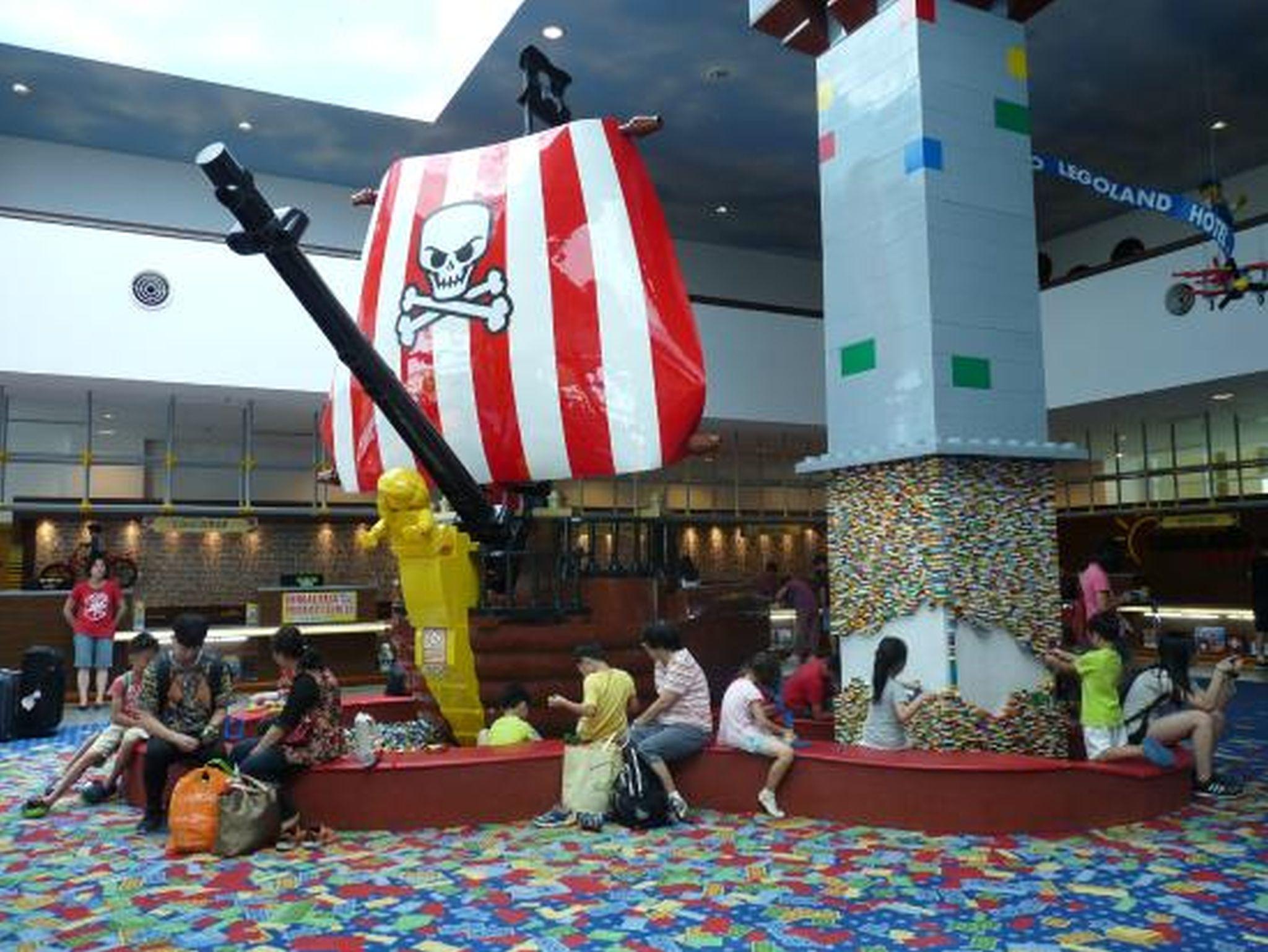 Legoland Malaysia Hotel Нусаджая Екстериор снимка The interior of Legoland Malaysia Resort