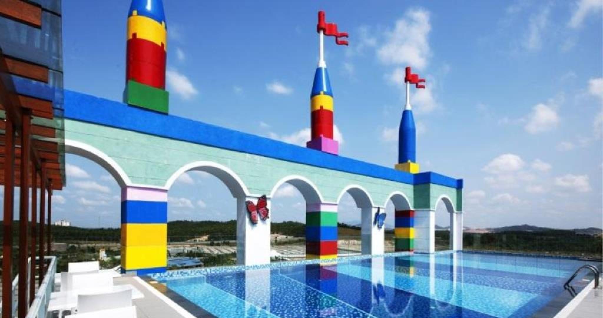 Legoland Malaysia Hotel Нусаджая Екстериор снимка The bridge at Legoland Florida