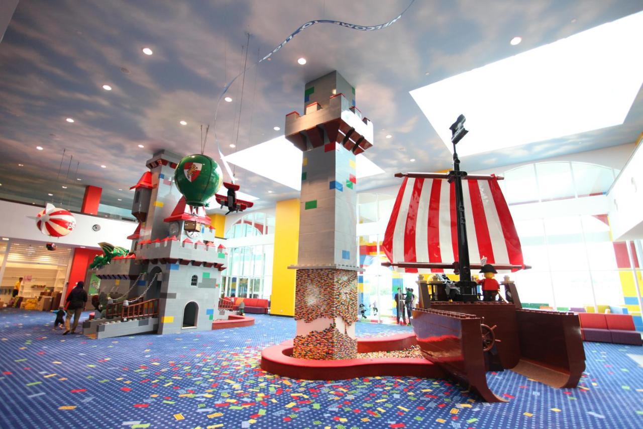 Legoland Malaysia Hotel Нусаджая Екстериор снимка The interior of Legoland Malaysia Resort